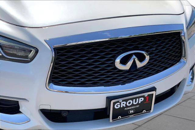 Used 2017 INFINITI QX60 Luxe w/ Premium Plus Package AWD/4WD image 32