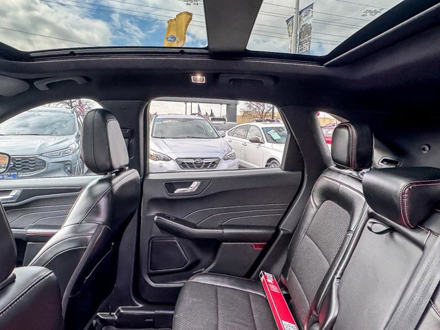 Certified 2023 Ford Escape ST-Line w/ Tech Pack #1 image 16