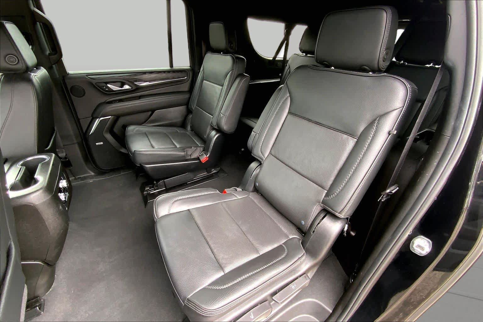 Used 2024 GMC Yukon XL Denali AWD/4WD image 21