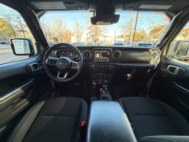 Used 2022 Jeep Wrangler Rubicon w/ Cold Weather Group image 13