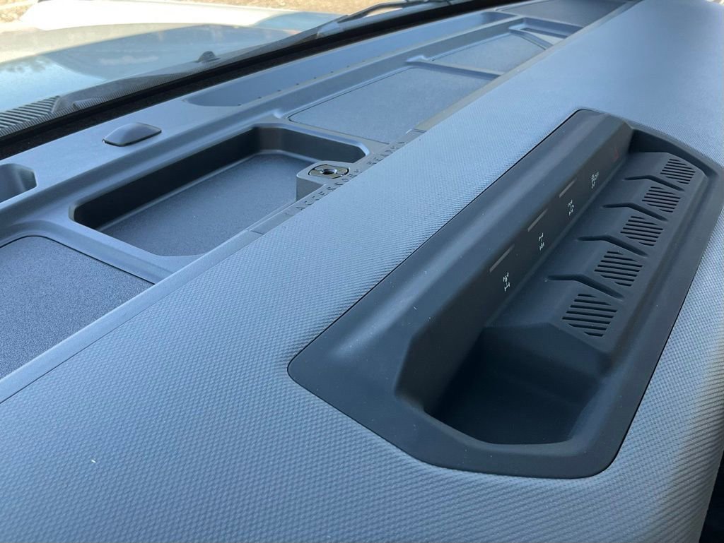 Certified 2024 Ford Bronco Black Diamond w/ Sasquatch Package image 74