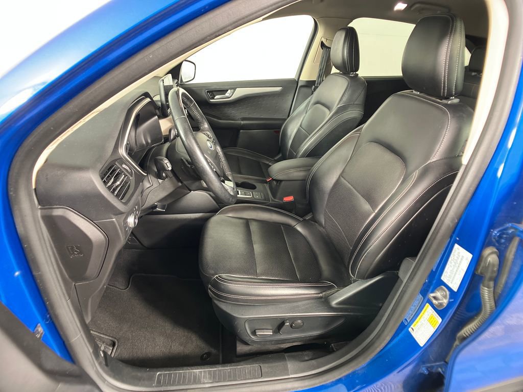 Certified 2020 Ford Escape SEL image 28