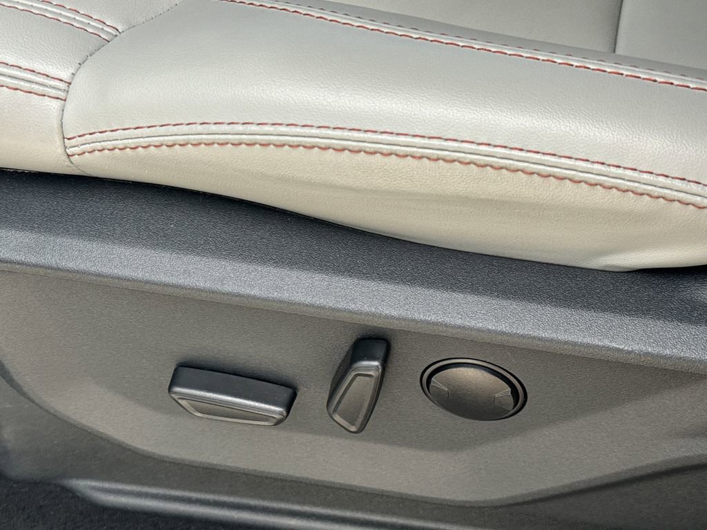 Certified 2025 Ford Expedition Max Active image 27