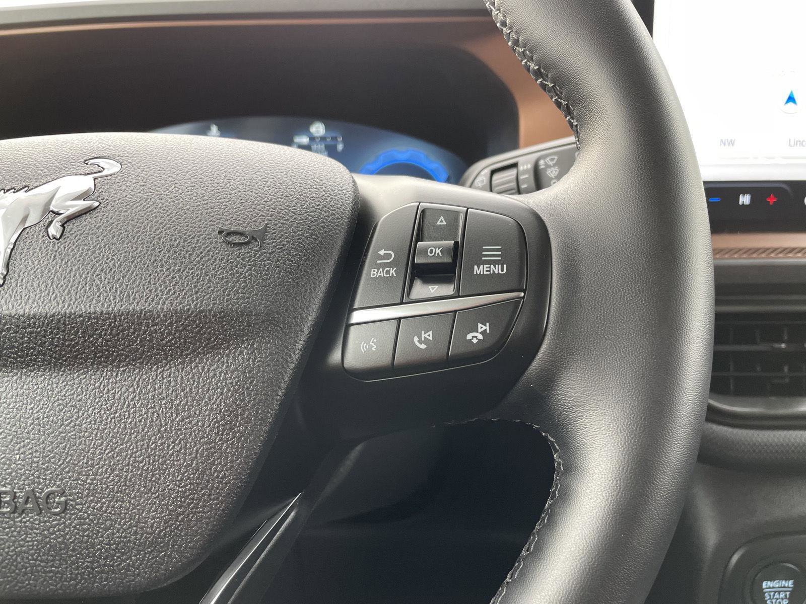 Certified 2025 Ford Bronco Sport Outer Banks w/ Outer Banks Tech Package+ AWD/4WD image 14