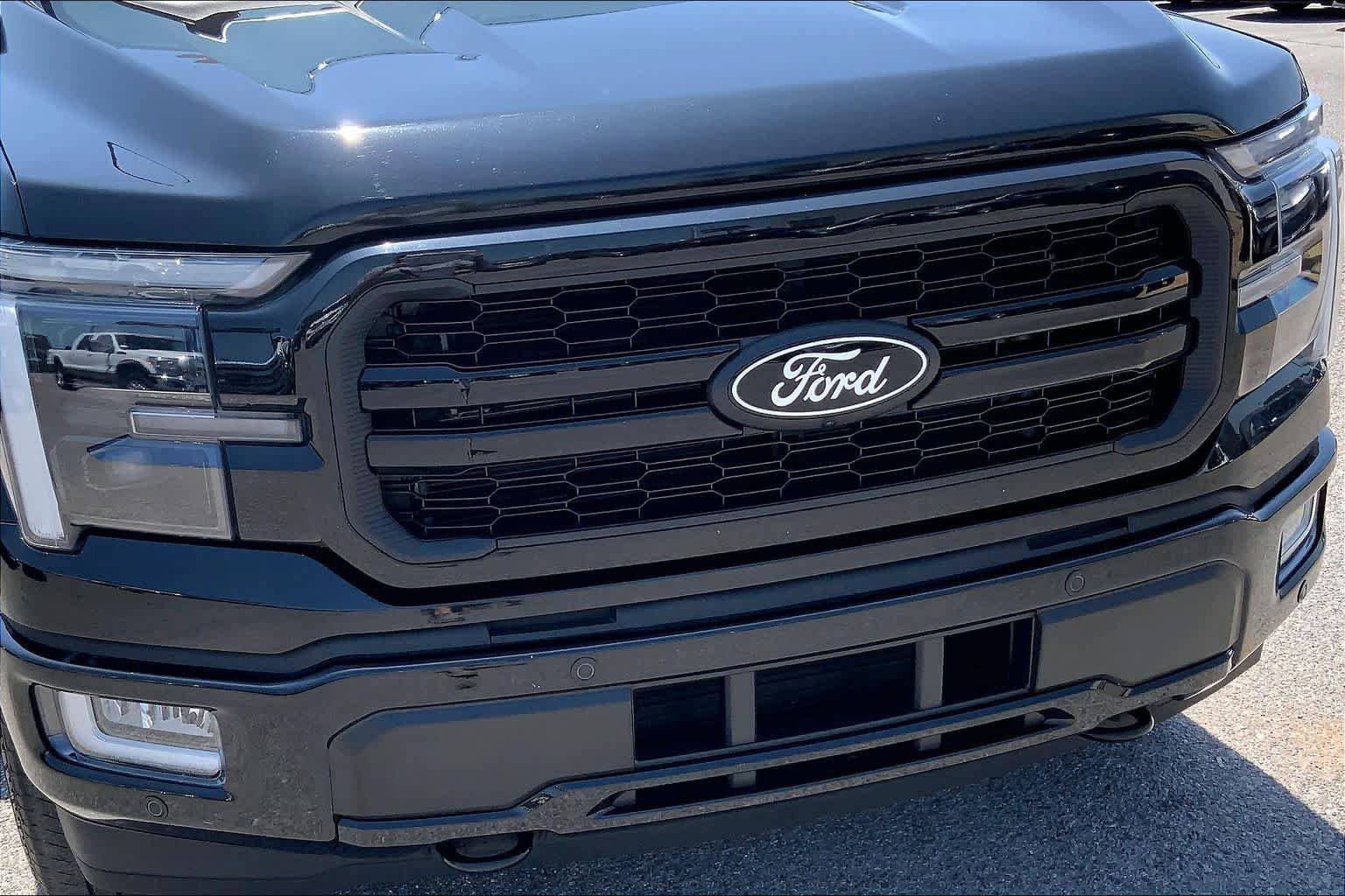 Certified 2024 Ford F150 Lariat w/ Equipment Group 502A High AWD/4WD image 30