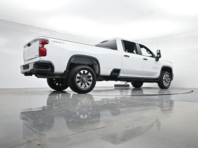 Used 2025 Chevrolet Silverado 2500 Custom AWD/4WD image 28