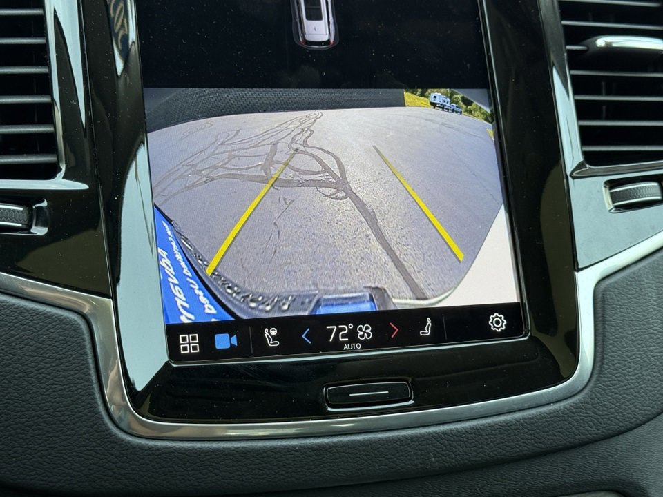 Used 2023 Volvo XC90 B6 Ultimate w/ Protection Package image 34