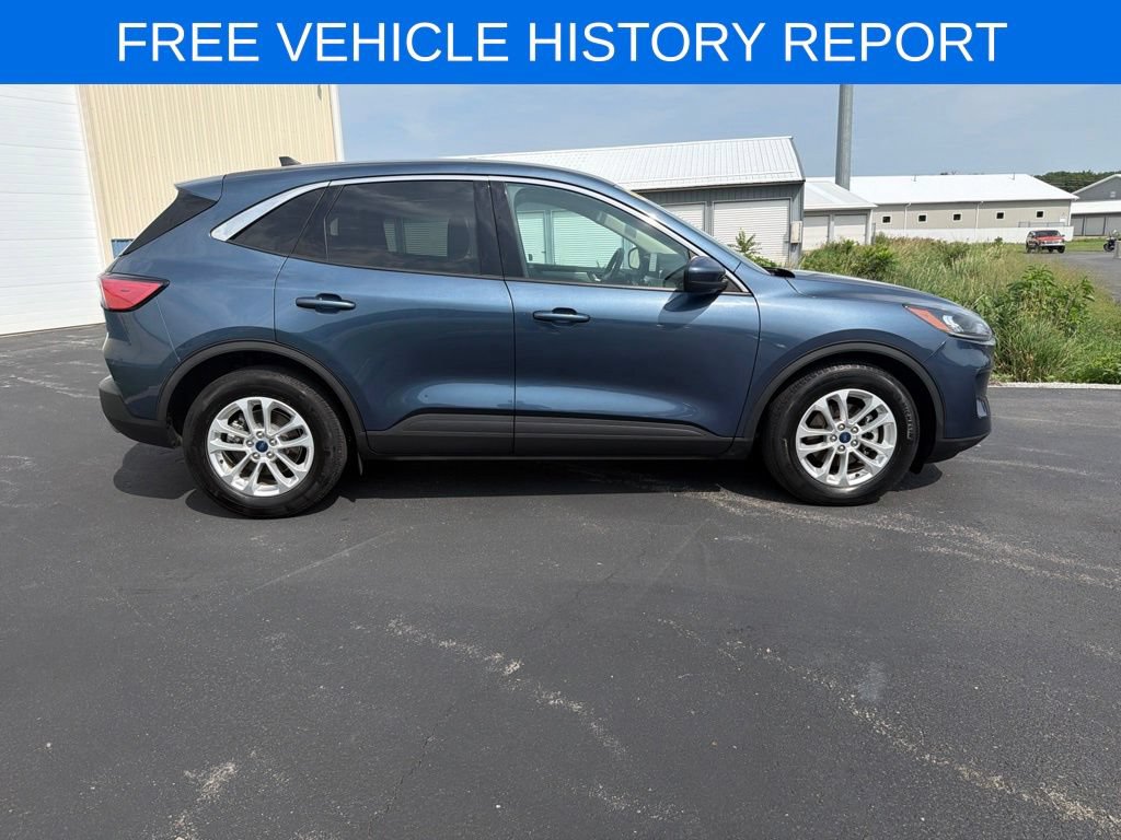 Certified 2020 Ford Escape SE FWD image 3
