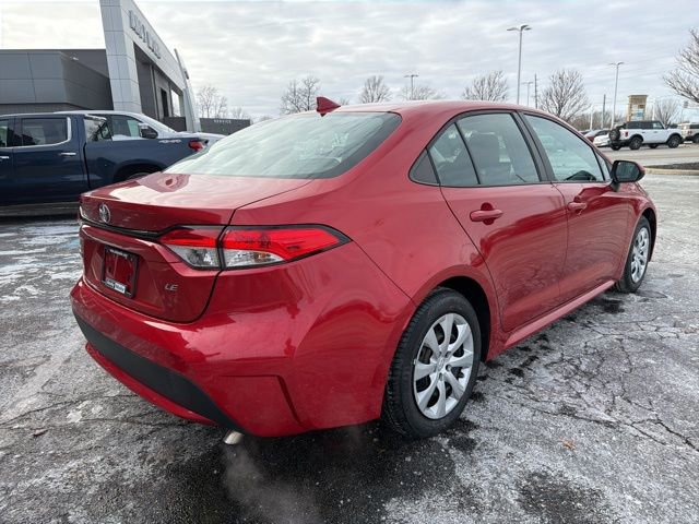 Used 2021 Toyota Corolla LE image 4