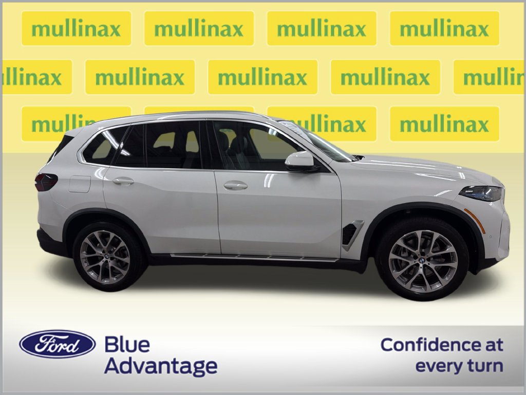Used 2026 BMW X5 sDrive40i RWD image 2