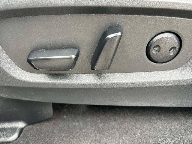 Used 2023 Nissan Pathfinder Rock Creek AWD/4WD image 29