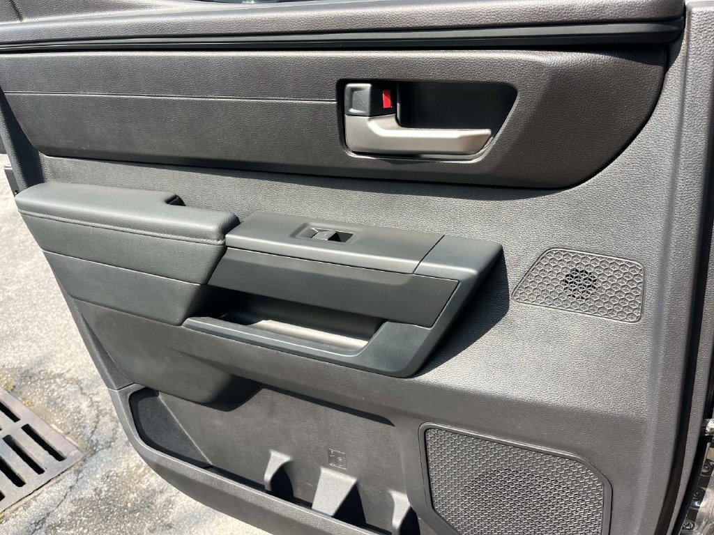 Used 2023 Toyota Tundra SR5 w/ SR5 Convenience Package AWD/4WD image 22