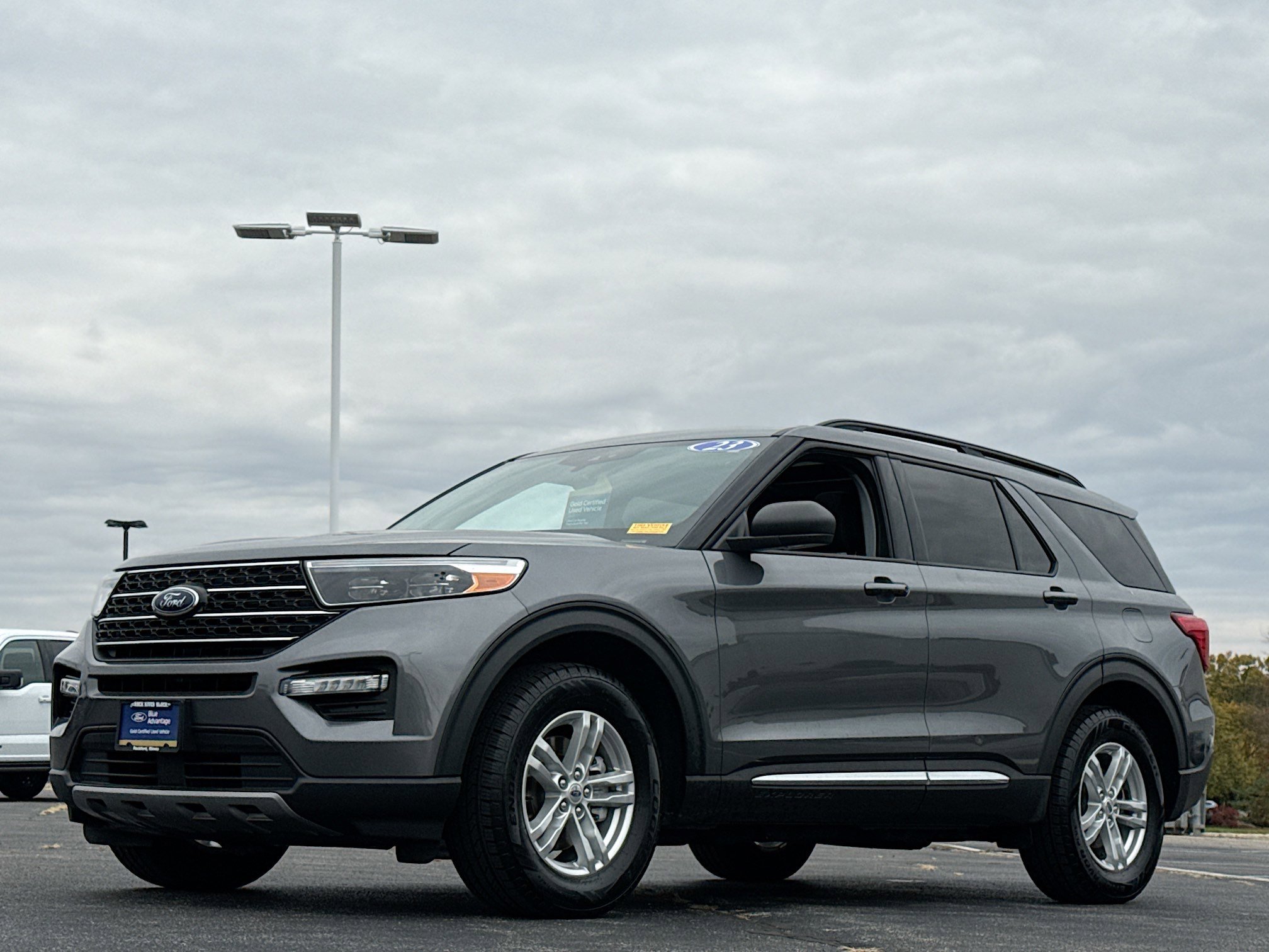 Certified 2022 Ford Explorer XLT w/ Equipment Group 202A image 12