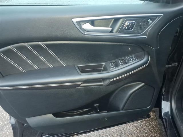 Certified 2022 Ford Edge ST w/ Equipment Group 401A image 14