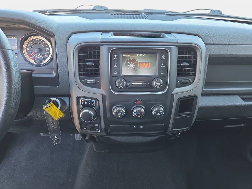 Used 2017 RAM 1500 Express w/ Express Value Package AWD/4WD image 17