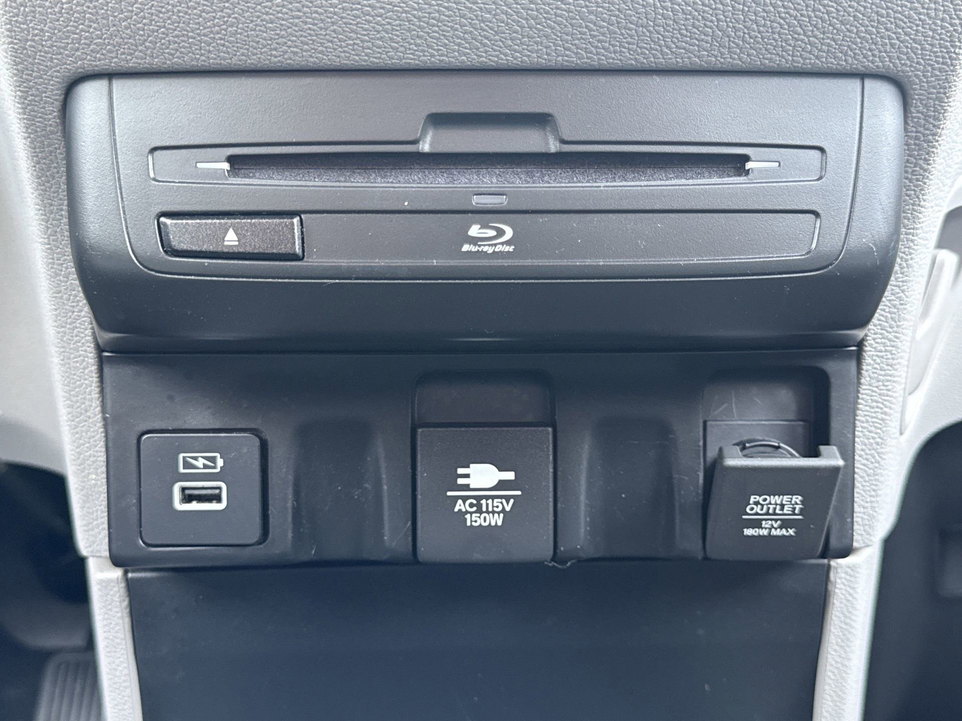 Used 2023 Honda Odyssey Touring image 10