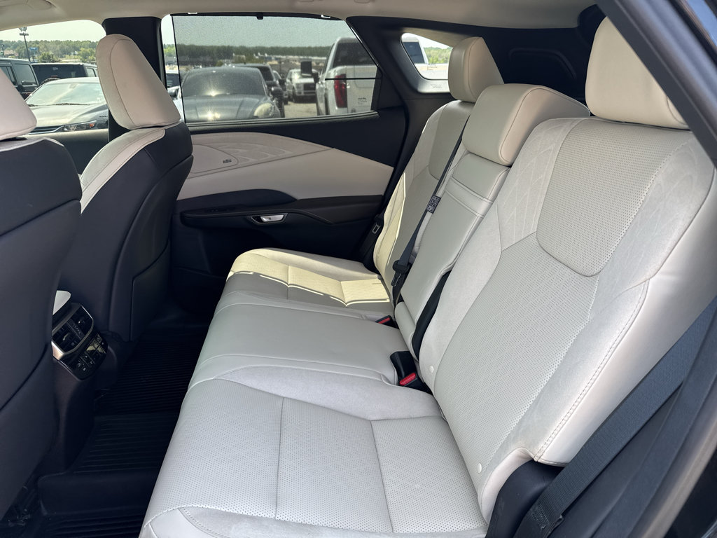 Used 2026 Lexus RX 350 AWD w/ Convenience Package image 9