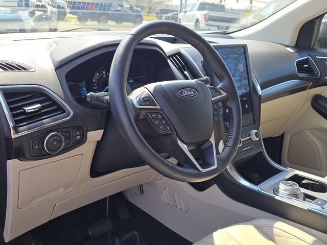 Certified 2023 Ford Edge Titanium image 17
