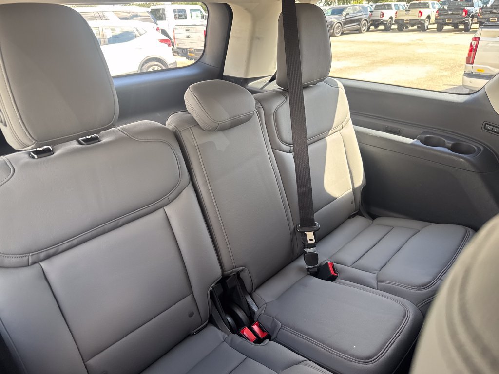 Certified 2025 Ford Expedition Max Active RWD image 29