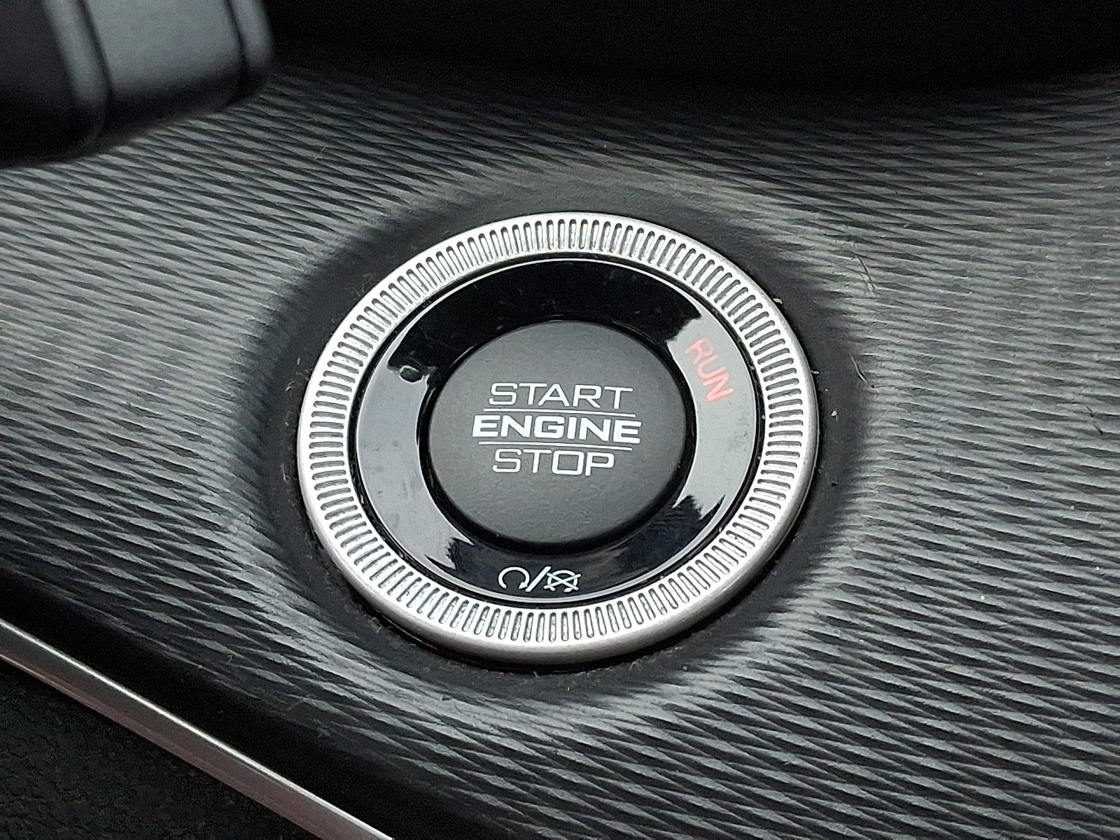 Used 2023 Jeep Grand Cherokee L Laredo image 21