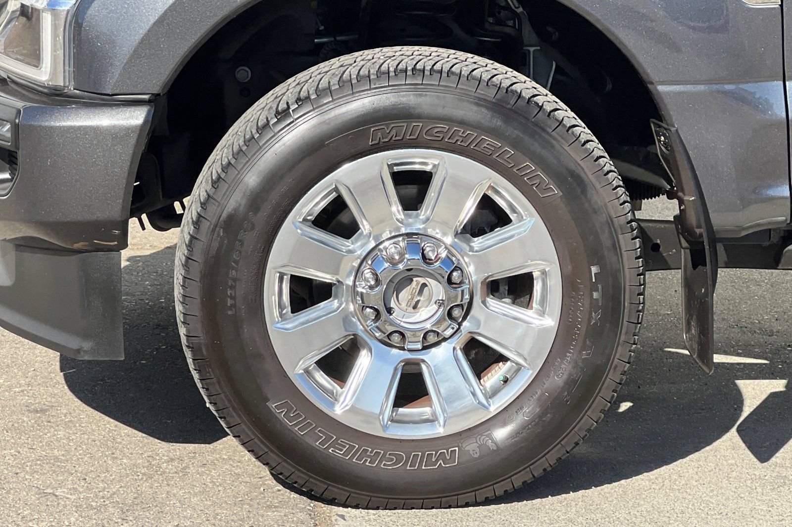 Certified 2020 Ford F250 Platinum w/ FX4 Off-Road Package AWD/4WD image 27