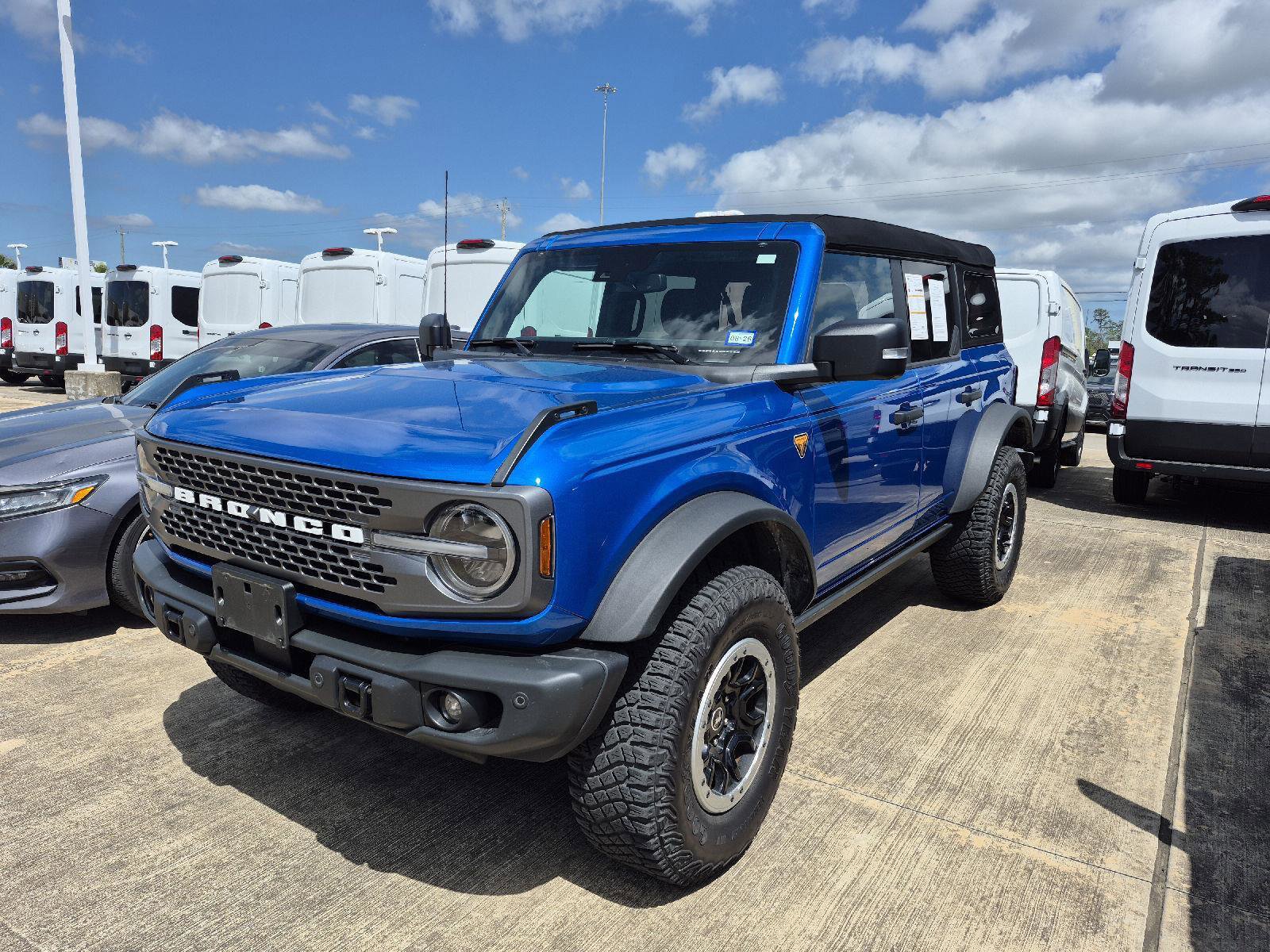 Certified 2023 Ford Bronco Badlands w/ Sasquatch Package image 1