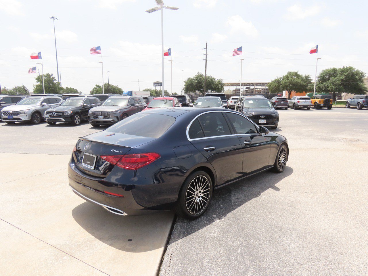 Used 2023 Mercedes-Benz C 300 4MATIC Sedan image 11