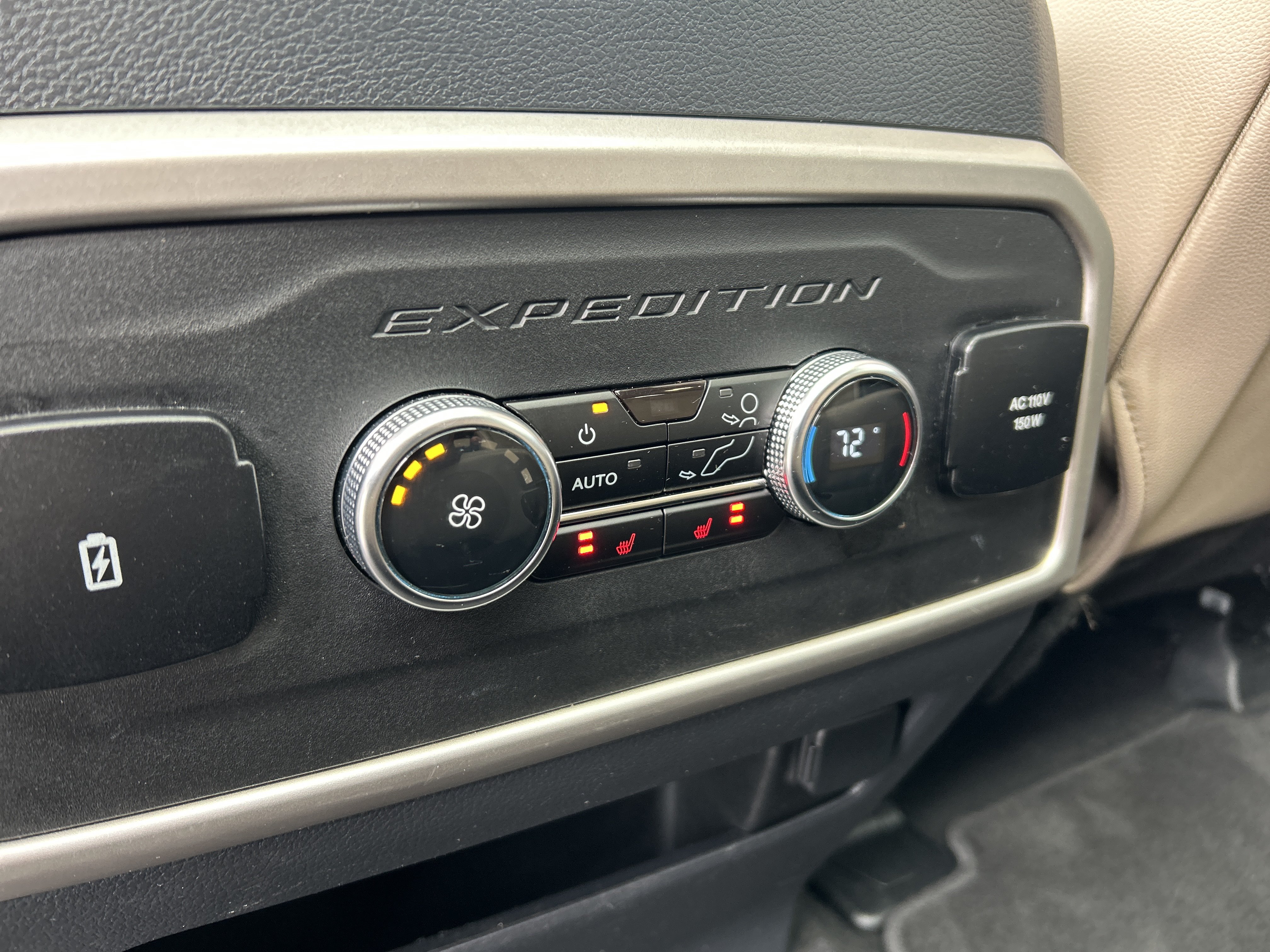 Certified 2024 Ford Expedition Max Limited AWD/4WD image 13