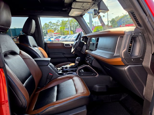 Certified 2024 Ford Bronco Outer Banks AWD/4WD image 13