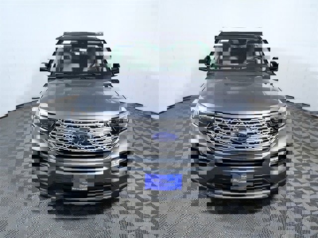 Certified 2023 Ford Explorer Limited w/ Equipment Group 301A image 3