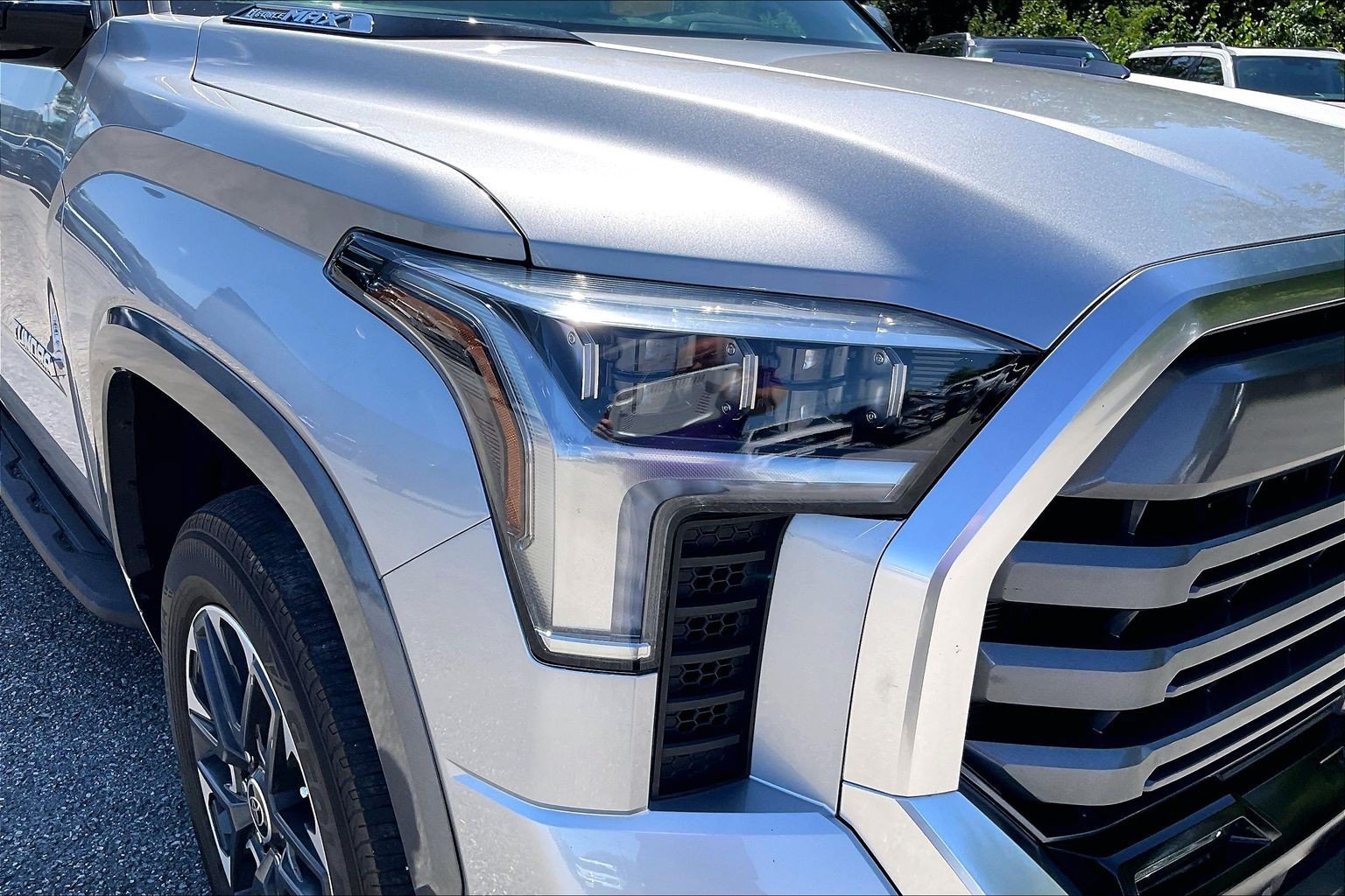 Used 2024 Toyota Tundra Limited AWD/4WD image 27