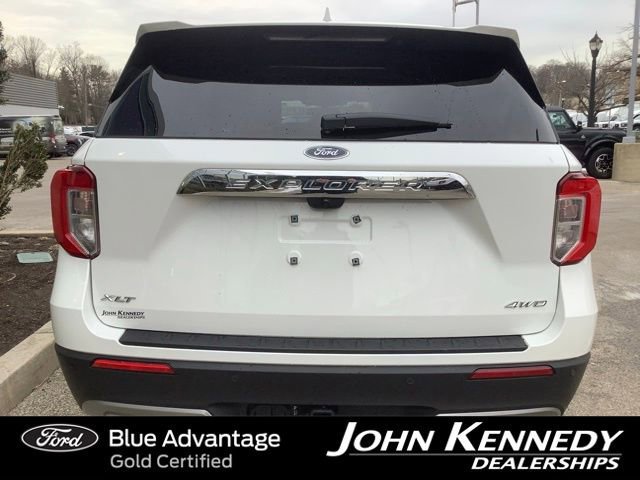 Certified 2023 Ford Explorer XLT w/ Equipment Group 202A image 4