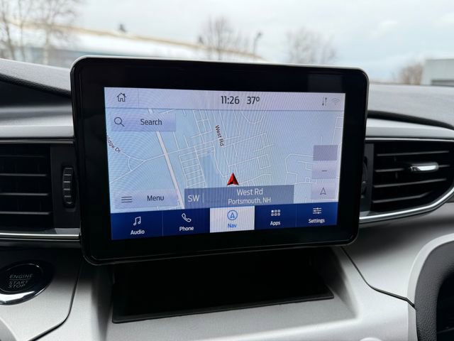 Certified 2022 Ford Explorer XLT w/ Equipment Group 202A image 9