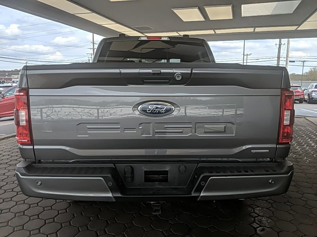 Certified 2022 Ford F150 XLT w/ Equipment Group 302A High image 4