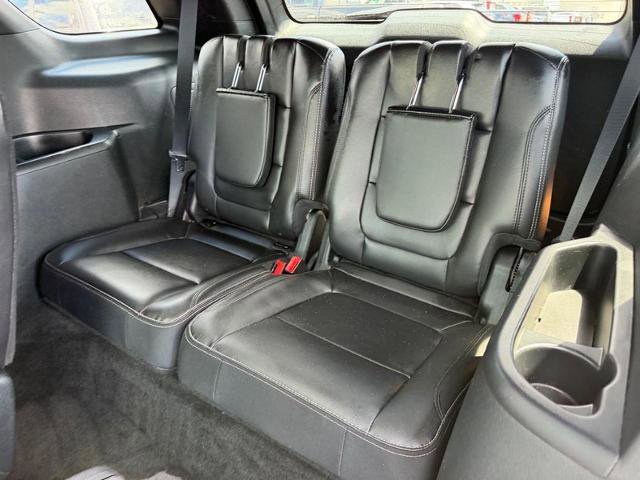 Certified 2018 Ford Explorer Limited w/ Equipment Group 301A FWD image 10