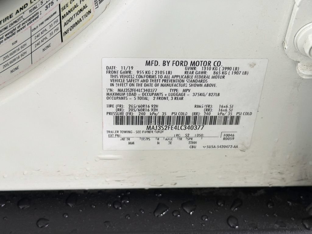 Certified 2020 Ford EcoSport S FWD image 31