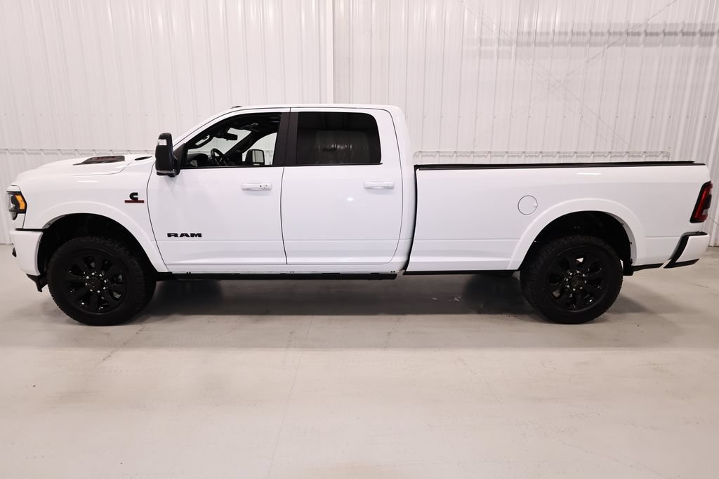 Used 2024 RAM 3500 Limited w/ Night Edition AWD/4WD image 7