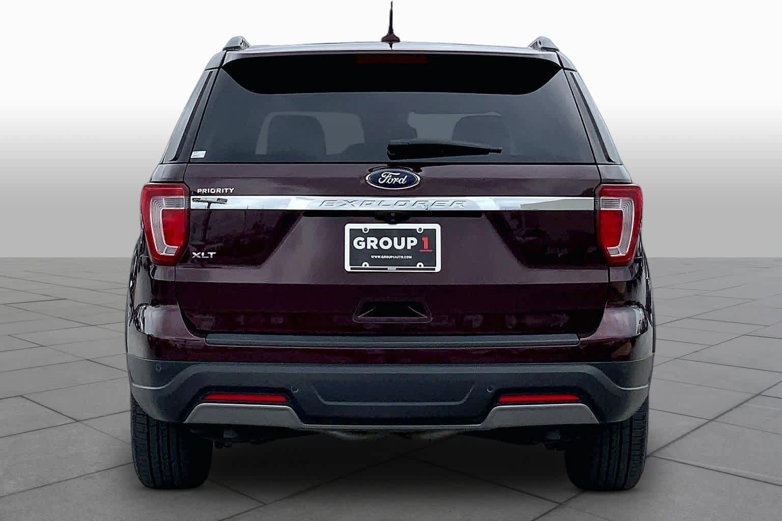 Certified 2019 Ford Explorer XLT w/ Equipment Group 202A FWD image 5