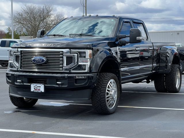 Certified 2022 Ford F450 Limited w/ FX4 Off-Road Package image 6