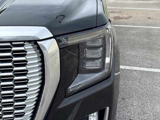 Used 2021 GMC Yukon XL Denali w/ Denali Ultimate Package AWD/4WD image 10