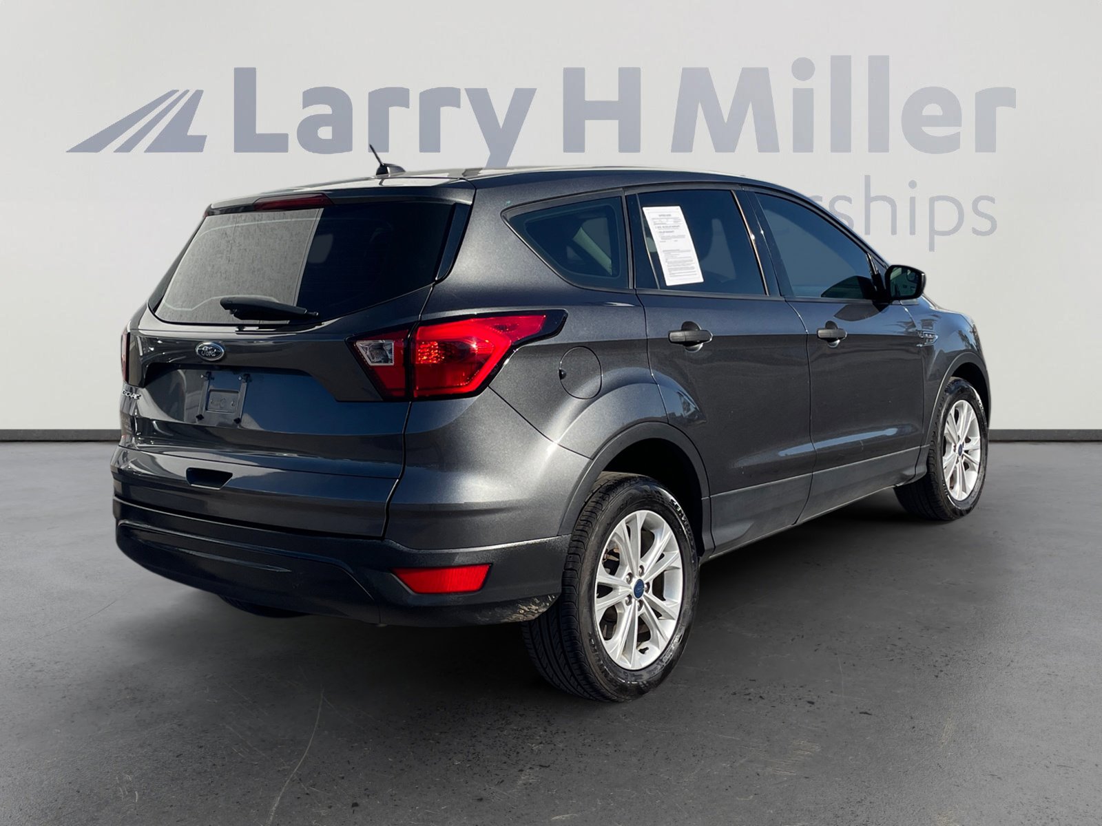Certified 2019 Ford Escape S image 5