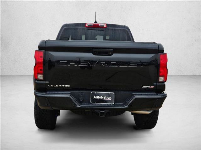 Used 2024 Chevrolet Colorado ZR2 w/ Technology Package AWD/4WD image 6