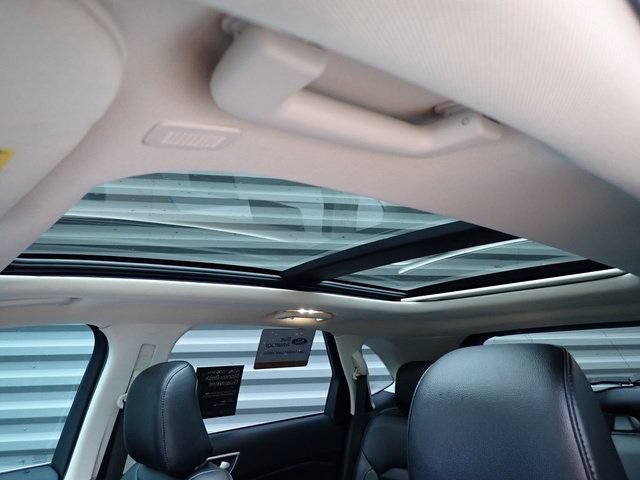 Certified 2023 Ford Edge SEL w/ Convenience Package AWD/4WD image 24