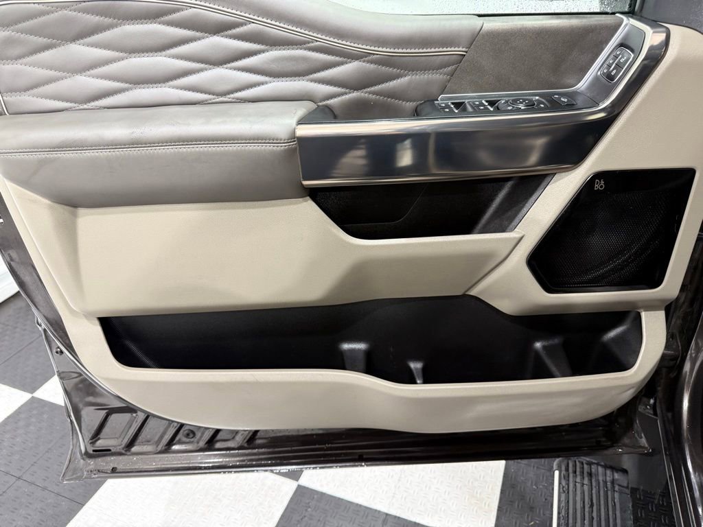 Certified 2025 Ford F450 Platinum w/ Platinum Plus Package image 15