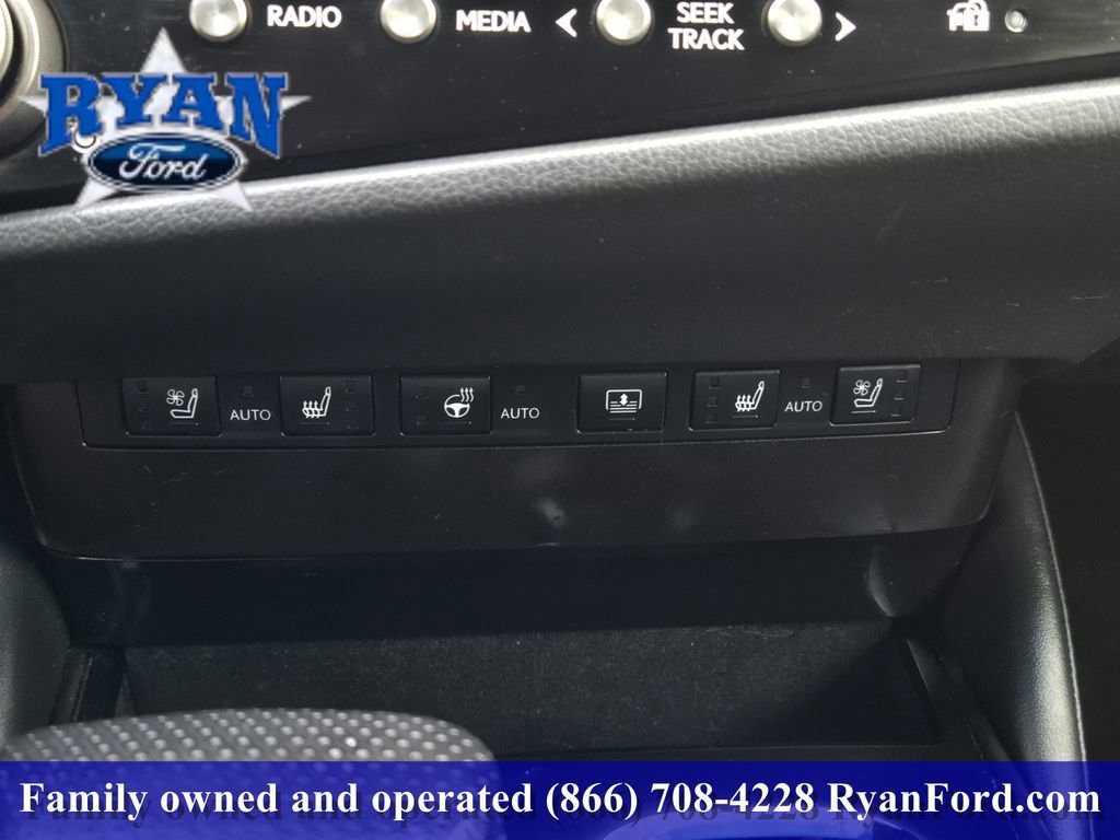 Used 2023 Lexus ES 300h F Sport w/ Accessory Package (Z2) FWD image 14
