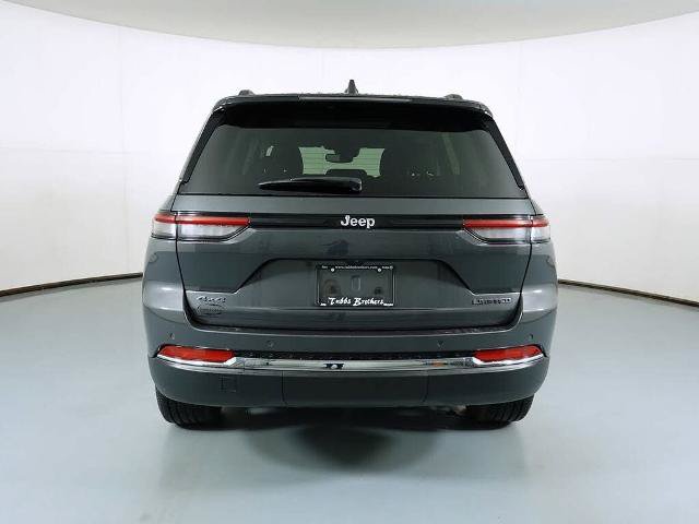 Used 2024 Jeep Grand Cherokee Limited AWD/4WD image 4