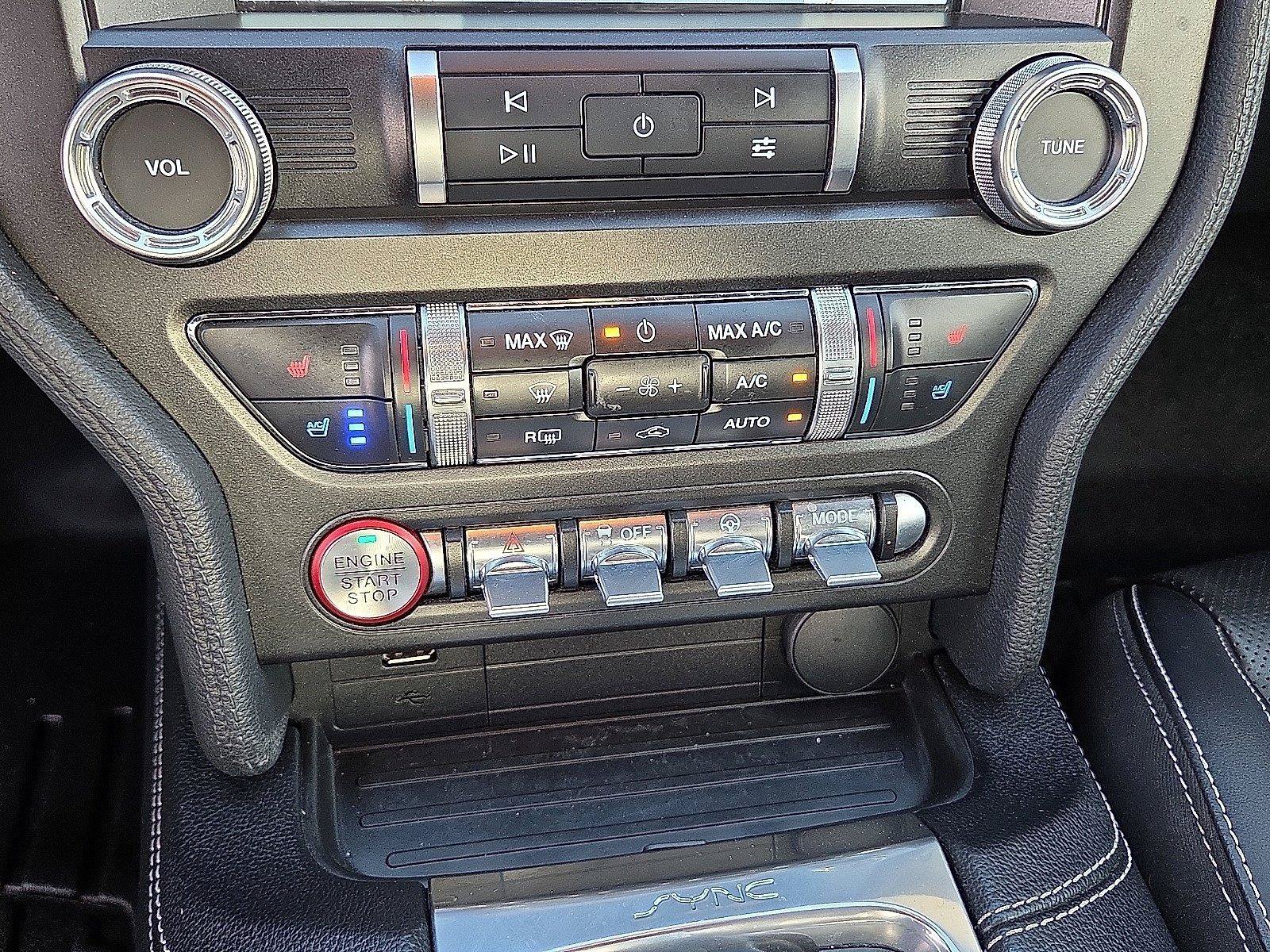 Certified 2021 Ford Mustang Coupe RWD image 23