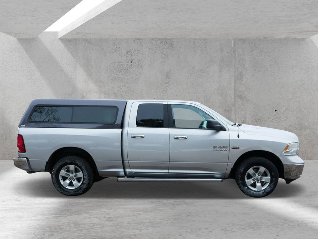 Used 2017 RAM 1500 Classic SLT AWD/4WD image 2