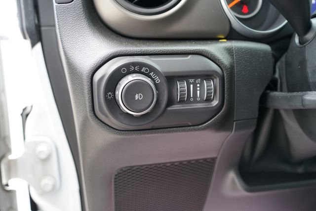 Used 2018 Jeep Wrangler Unlimited Sport S AWD/4WD image 13