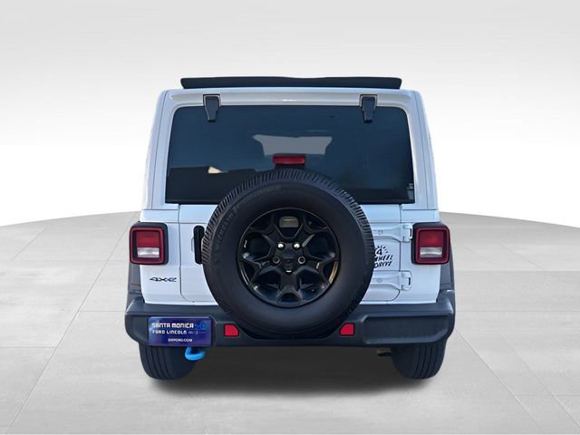 Used 2023 Jeep Wrangler Unlimited w/ Sun & Screen Package image 4